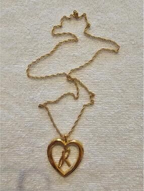 Avon Heart Initial (R) Necklace